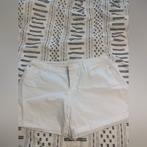 ‼️Moving sale‼️ Jennifer Lopez white jean shorts 14